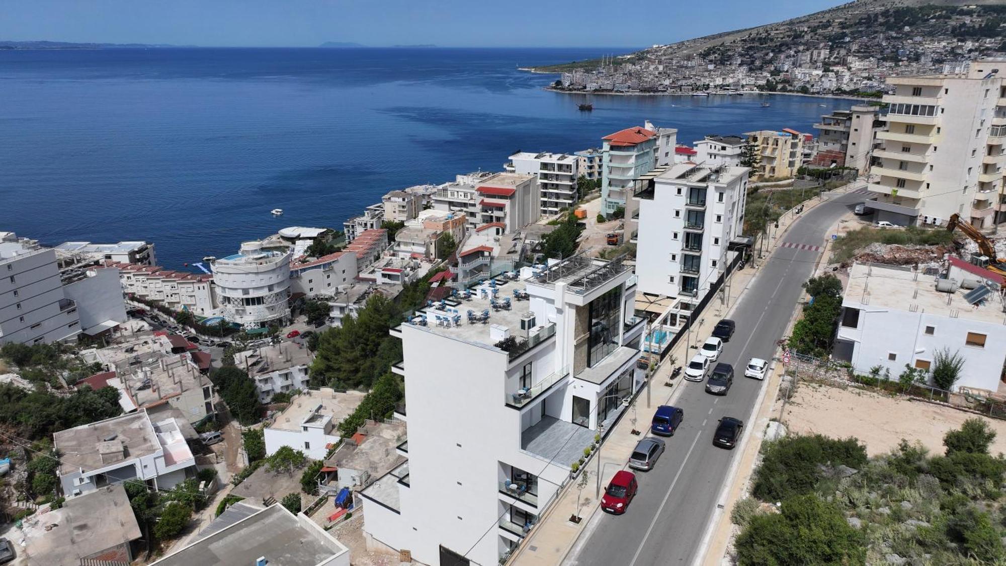 Litan Hotel Sarandë Exterior foto