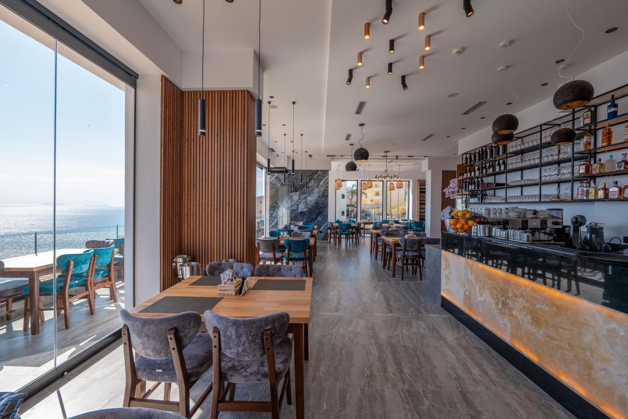 Litan Hotel Sarandë Exterior foto