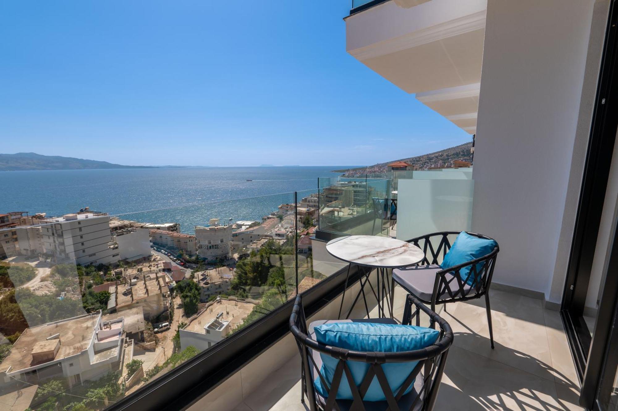 Litan Hotel Sarandë Exterior foto