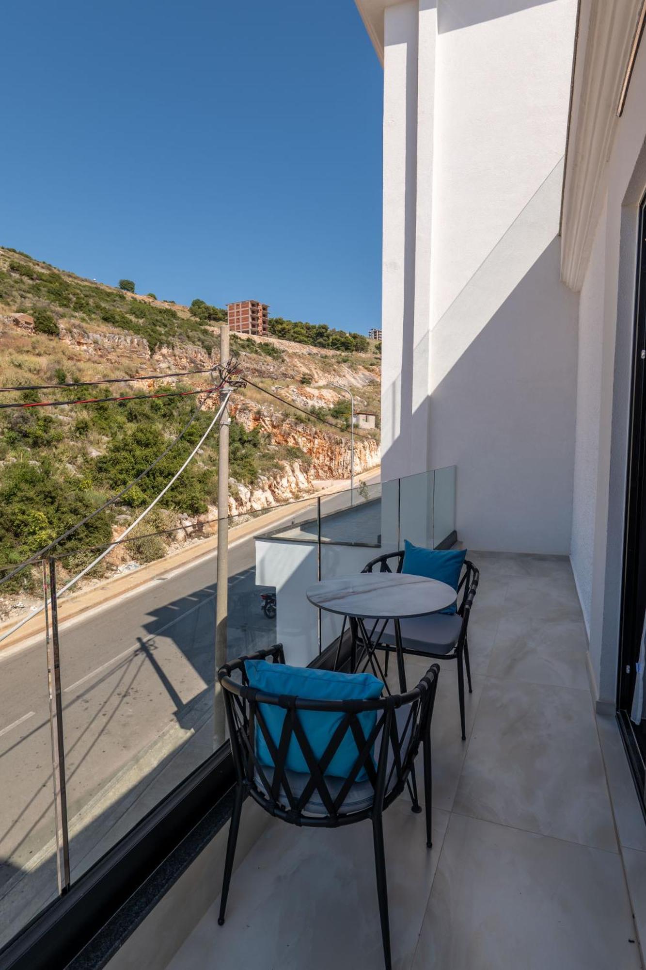 Litan Hotel Sarandë Exterior foto